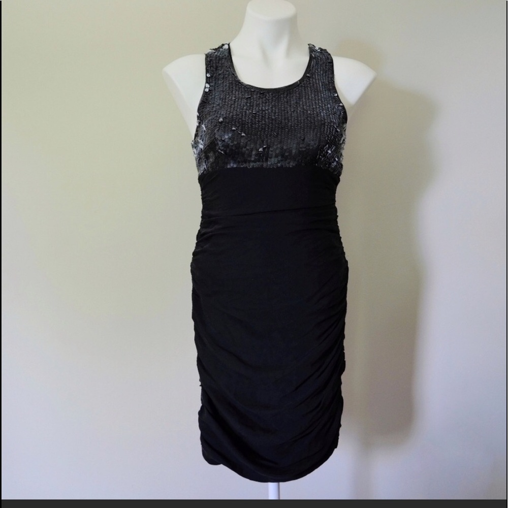 NWT Alice + Olivia Black/white sequin ruched dress